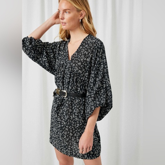 SOPHIE & HAILEE | Mixed Dot Tunic Dress | M - Picture 3 of 9